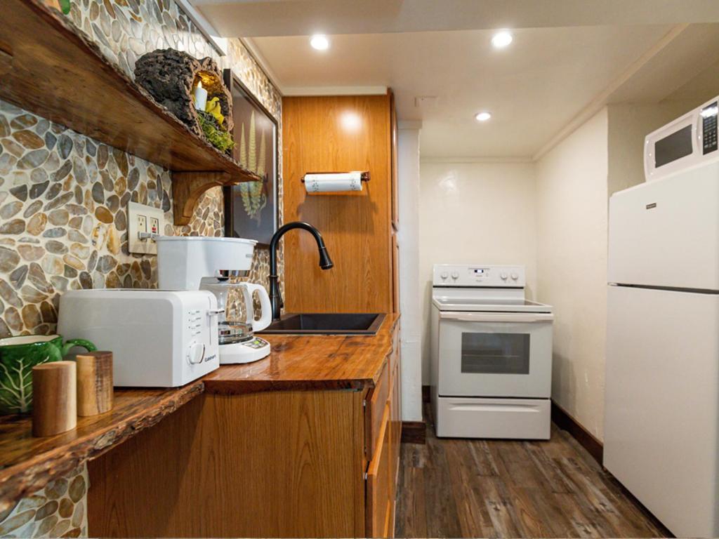 Gilligans Island Apartment Tybee Island Bagian luar foto